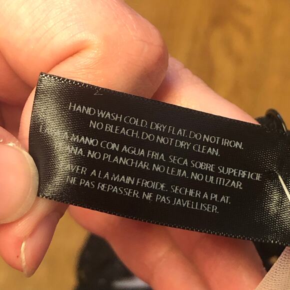 Daydream Nation Persephone Bra Bralette in Black / Pink Size Medium - Picture 11 of 13